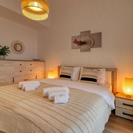 Relaxation Station - My Charming, Cosy&Inviting Apt - Smart Thermostat - Private Parking - Ior Park - Long Term Price Cuts Bukares Bagian luar foto