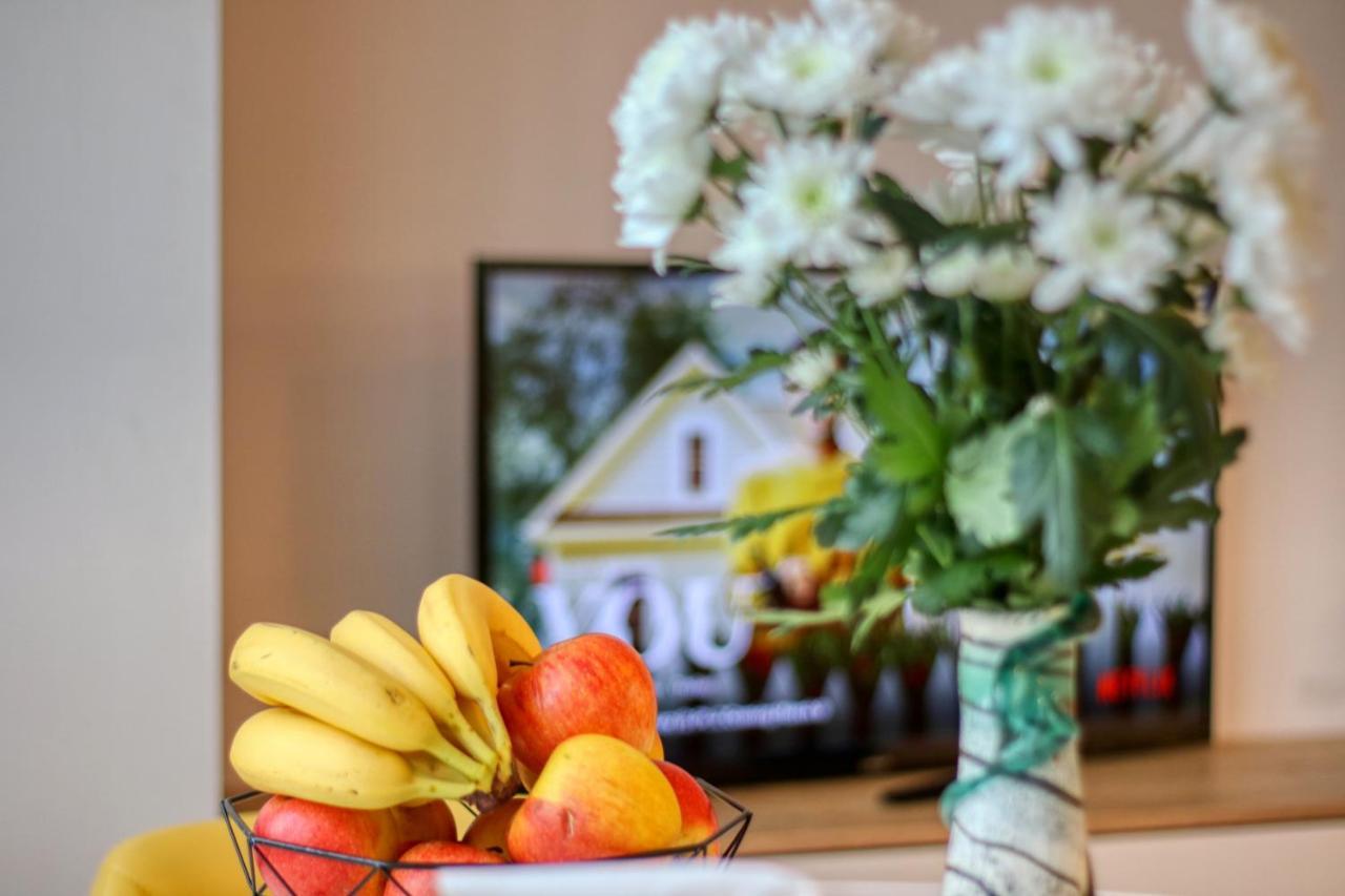 Relaxation Station - My Charming, Cosy&Inviting Apt - Smart Thermostat - Private Parking - Ior Park - Long Term Price Cuts Bukares Bagian luar foto