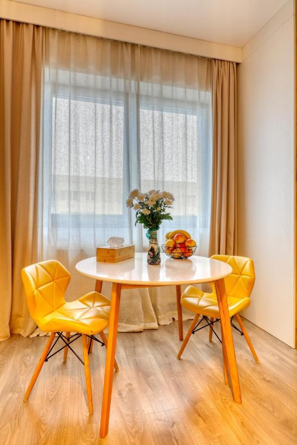 Relaxation Station - My Charming, Cosy&Inviting Apt - Smart Thermostat - Private Parking - Ior Park - Long Term Price Cuts Bukares Bagian luar foto